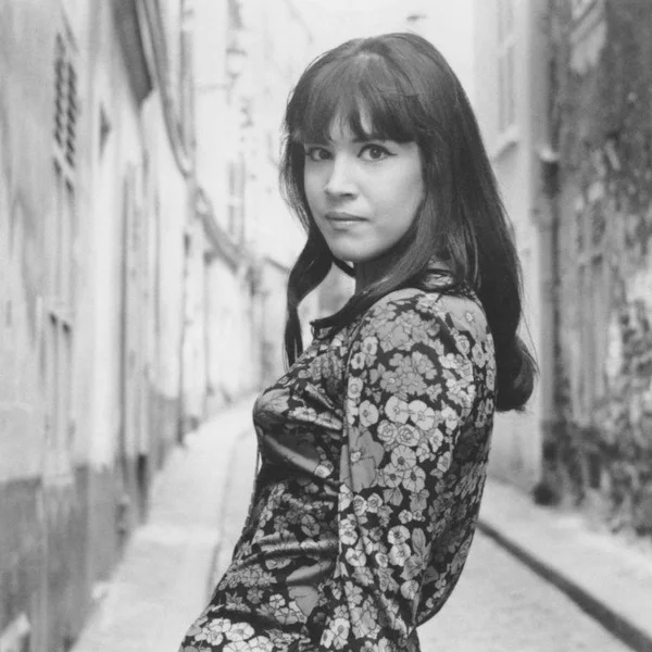 Gale Garnett
